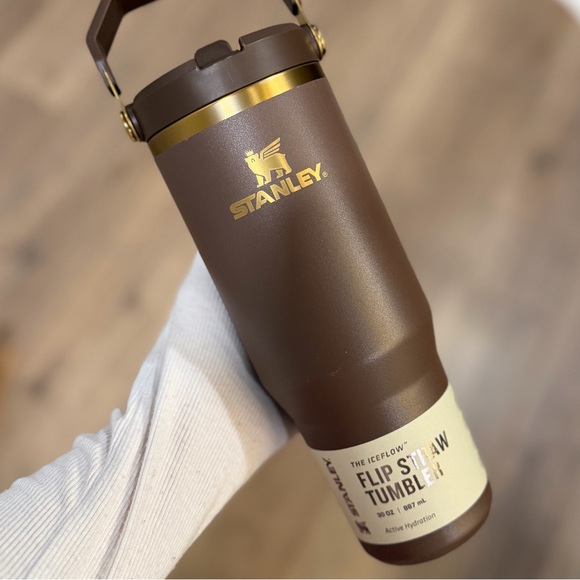 Stanley Ice Flow Flip Straw Tumbler 30oz, ESPRESSO GOLD - Picture 2 of 6